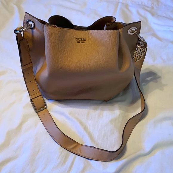 Guess Tan Faux Leather Roomy Bag Purse - Picture 1 of 16